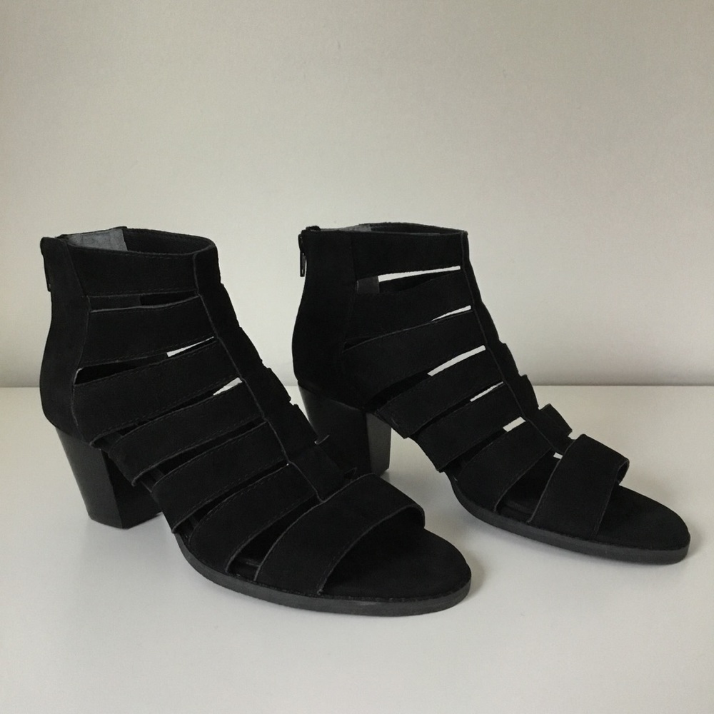 Vionic Aloft Harlow Black Strappy Suede Ankle Booties
